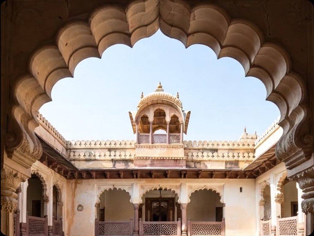 Lake city arrival — Udaipur